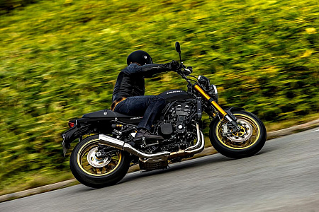 Мотоцикл Kawasaki Z900RS SE
